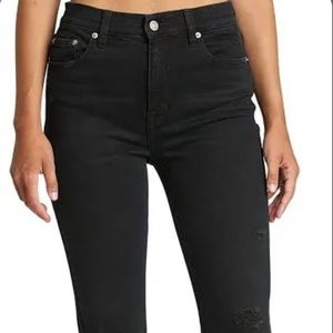 Daze crop size 28